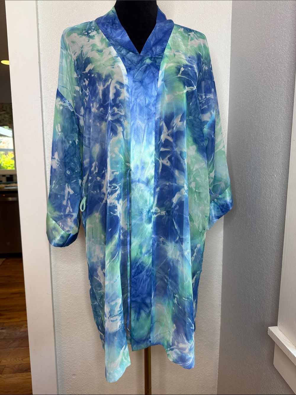Vintage California Dynasty Sheer Blue Green Watercolor Satin Kimono Robe Medium
